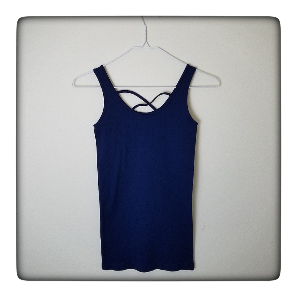 Aqua Women's Ribbed CrissCross Front Tank Top